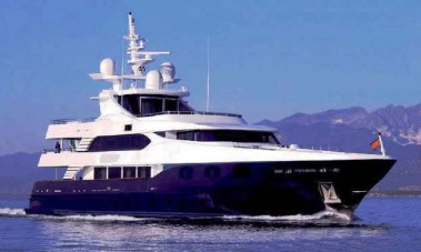 Motor Yacht Alibi - Cruising